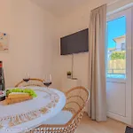 Apartament Masa Sveti Filip i Jakov