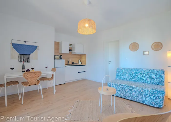 Masa Apartment