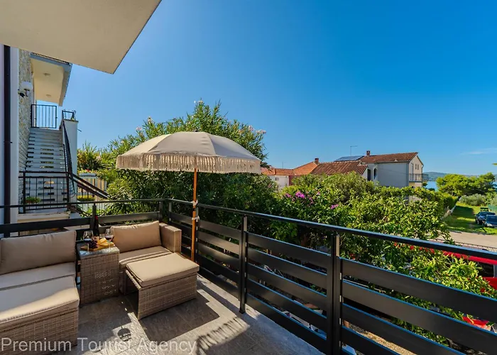 Masa Свети-Филип-и-Яков